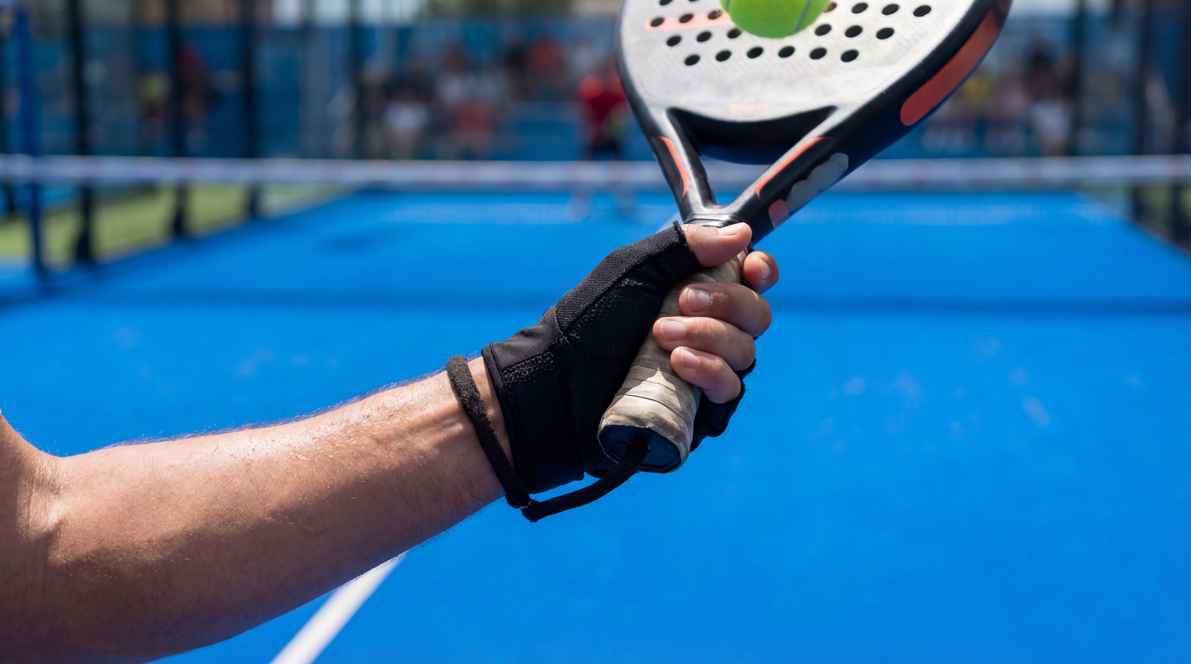 padel player bandeja action shot index 8