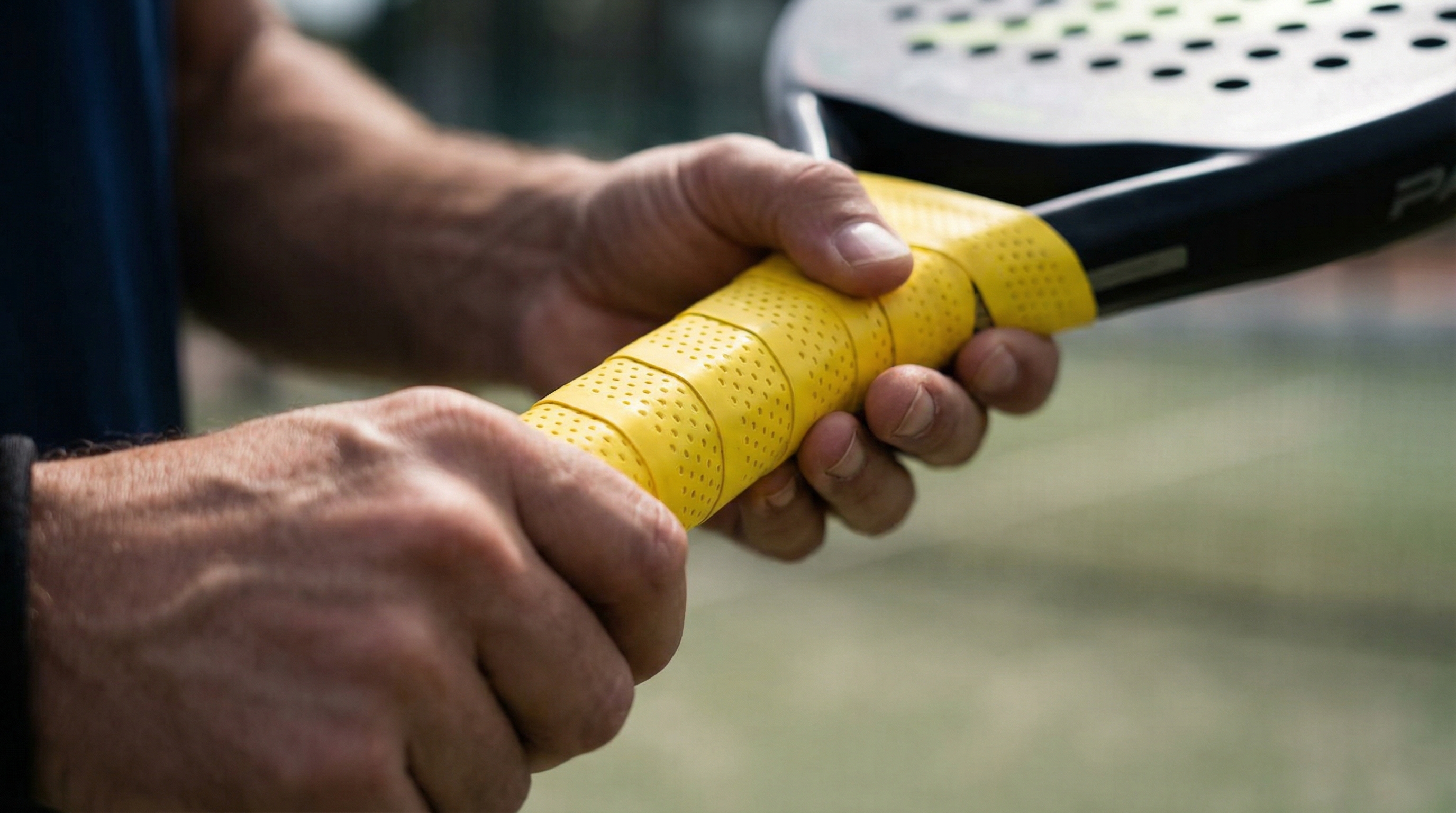 padel racket grip wrapping index 6.jpeg