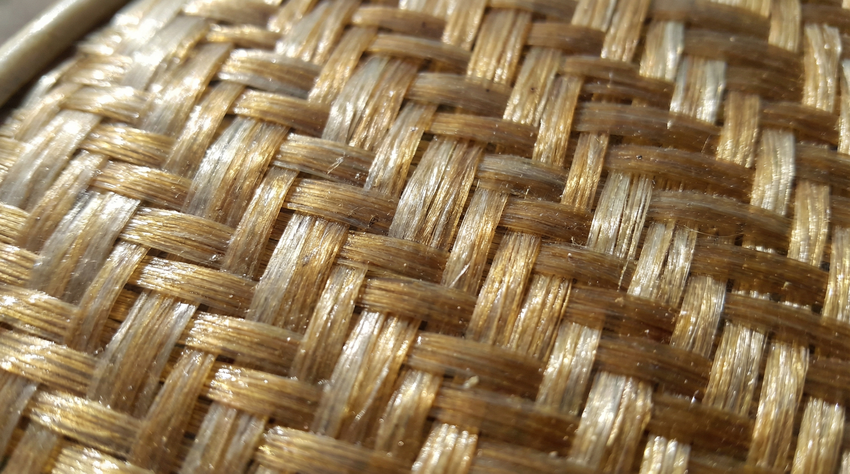 fiberglass racket texture closeup index 5.jpeg