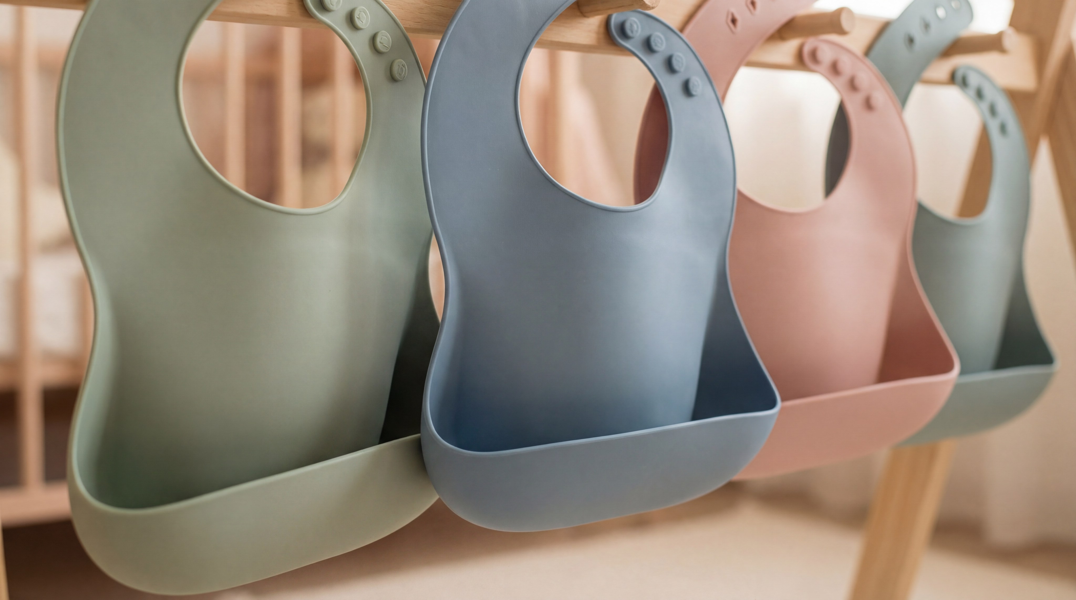 waterproof silicone baby bibs