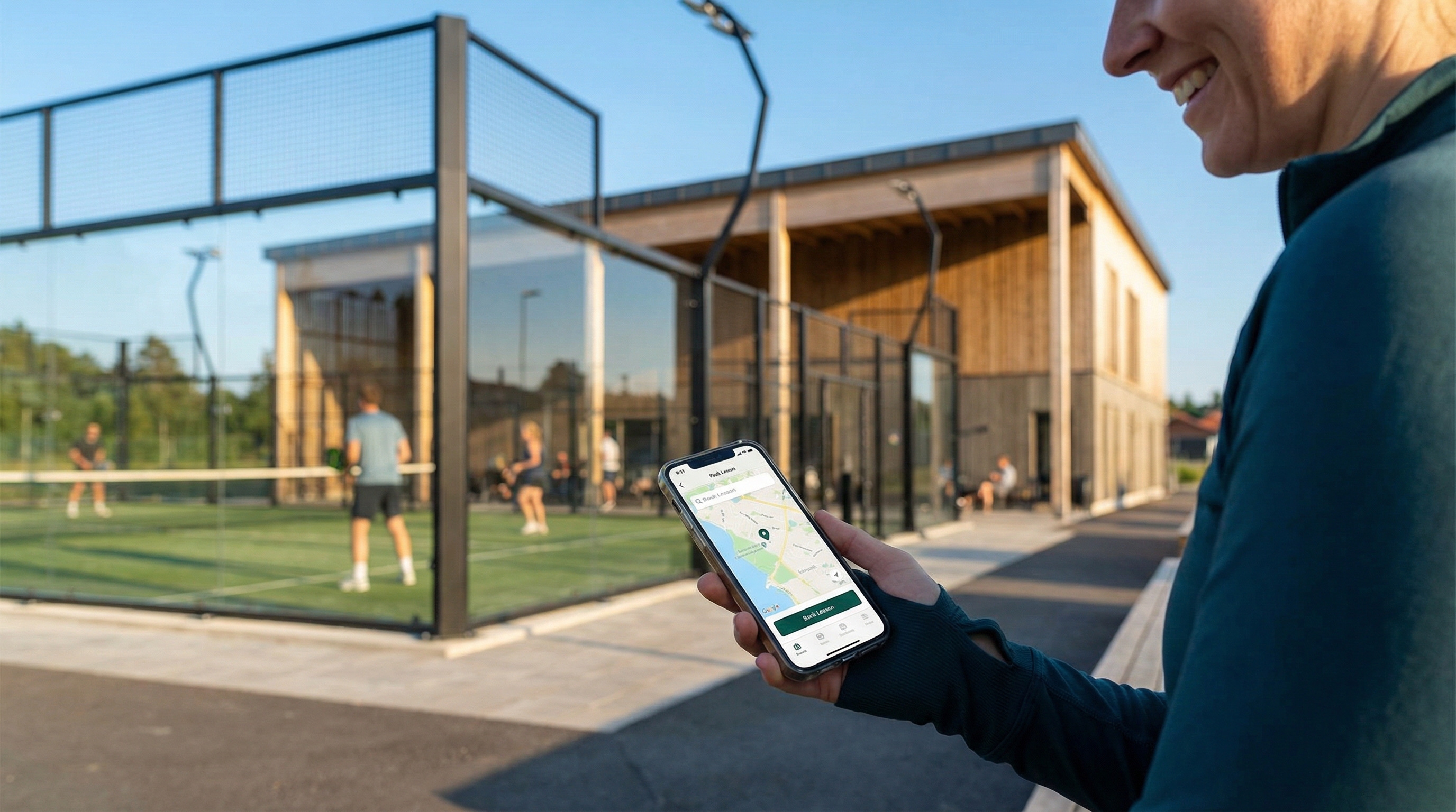 Mobile app for booking padel lessons