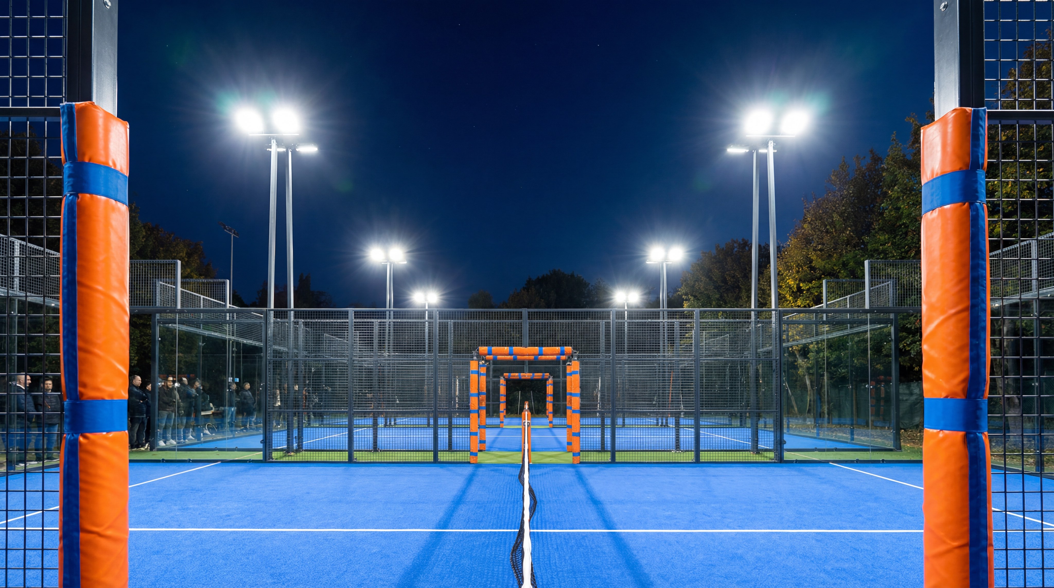 padel court night shot