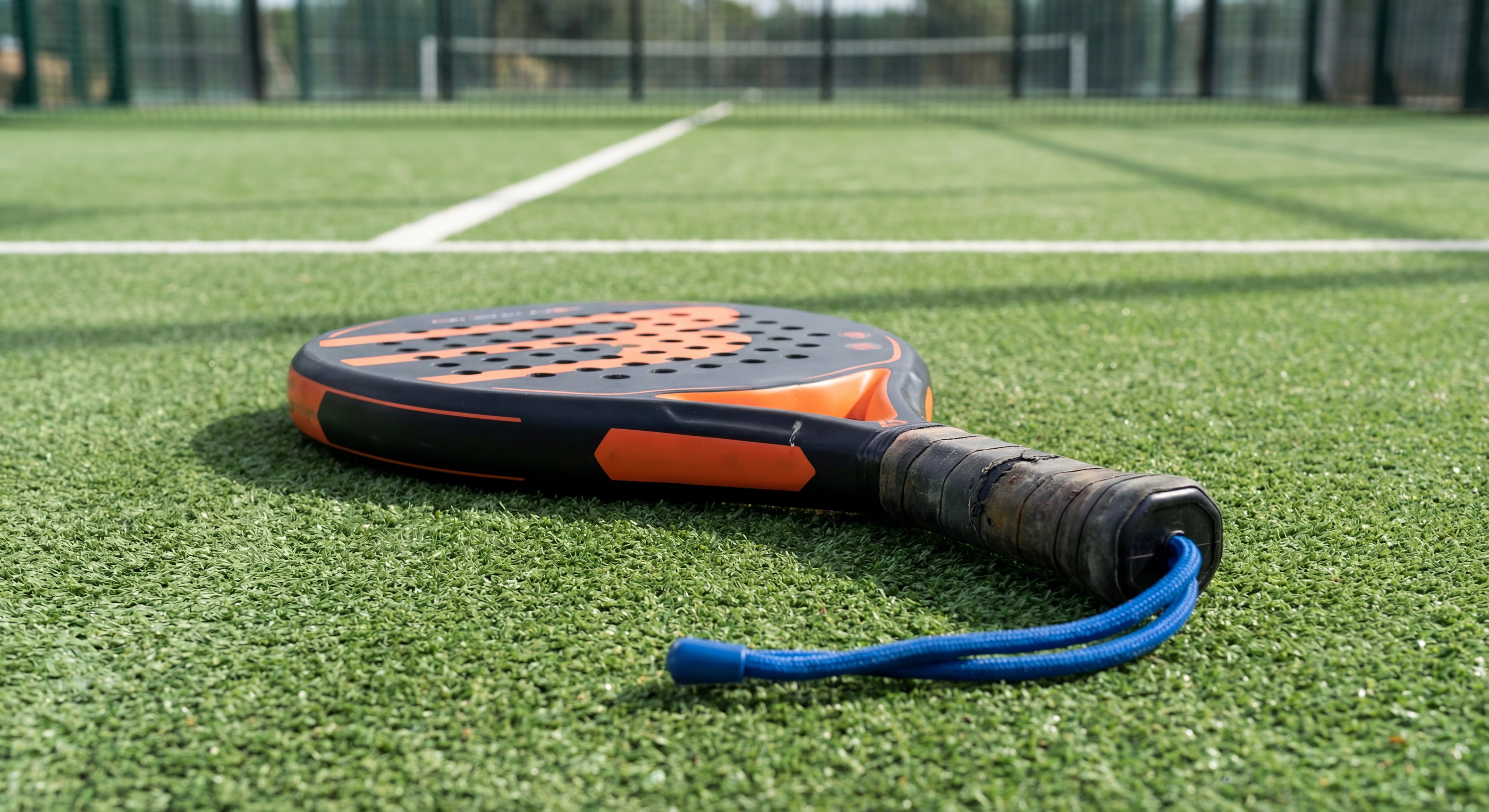 padel racket court wrist strap index 3.jpeg