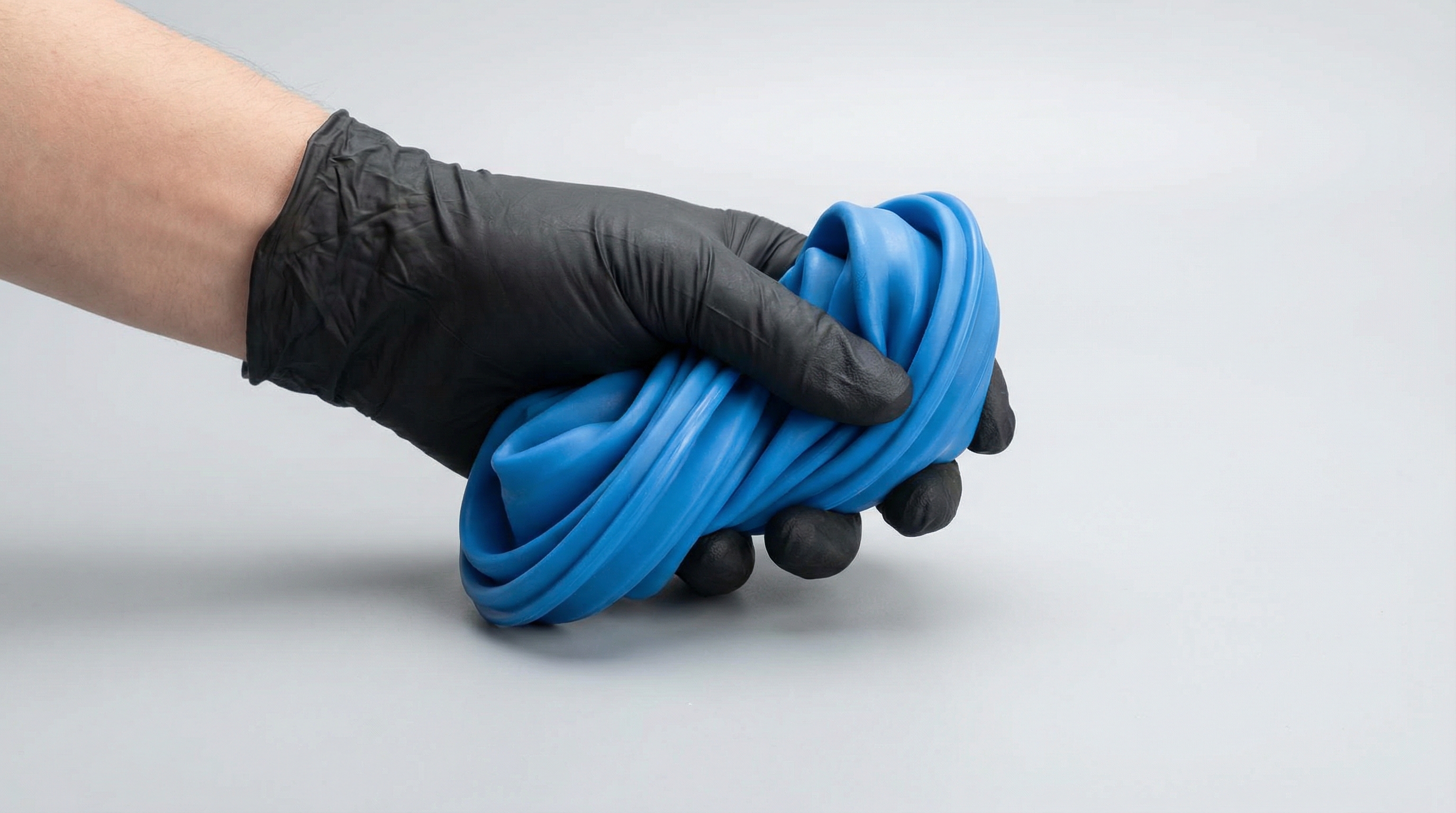 Silicone pet bowl flexibility demo