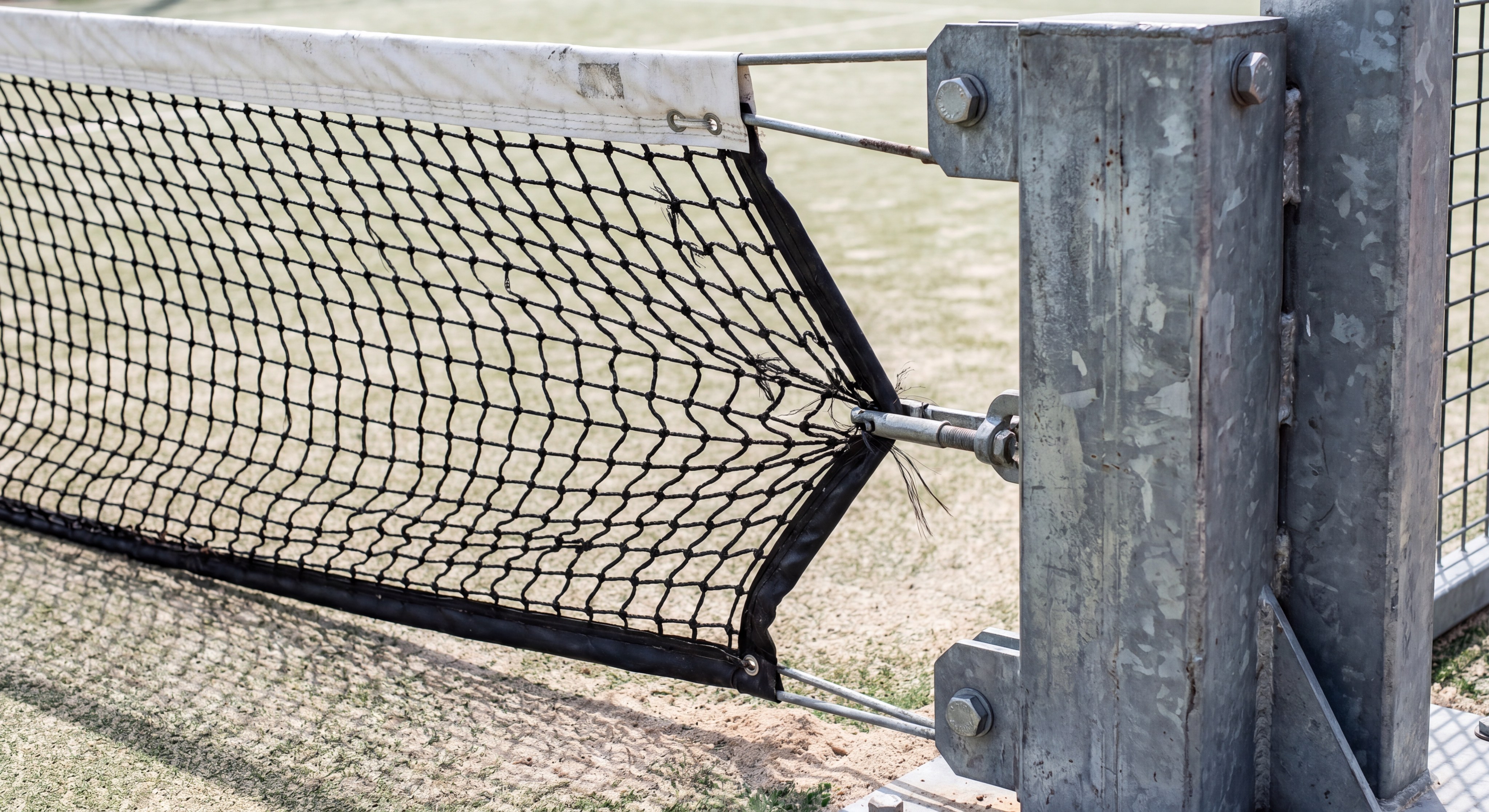 padel court net close up