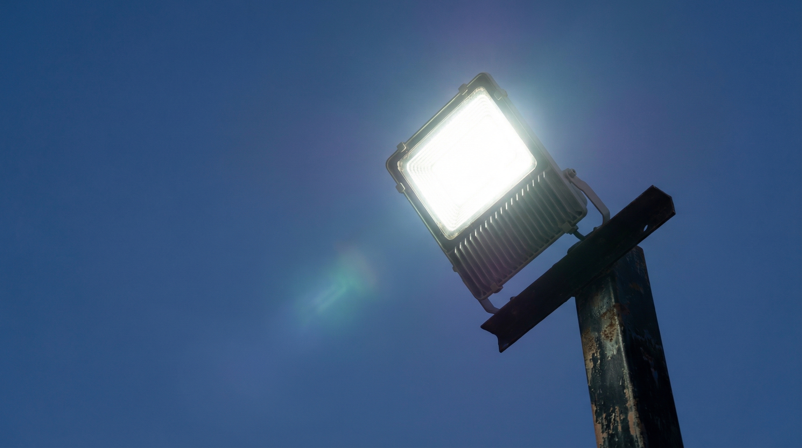 led floodlight twilight shot